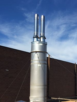 Szkoła w Denver - Kominy Jeremias USA