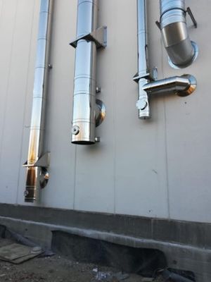 komin Jeremias w Bologne