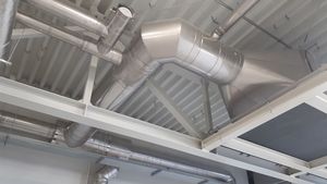 Zakład chemiczny - komiowe systemy po montażu