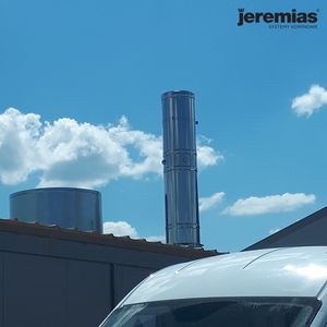 komin Jeremias montowany w kontenerze