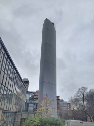 Wolnostojący komin stalowy