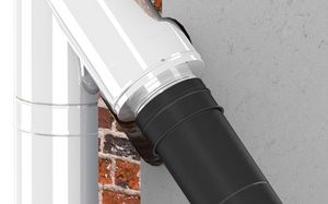 Przykład podłączenia systemu FERRO-LUX do stalowego komina dwuściennego.