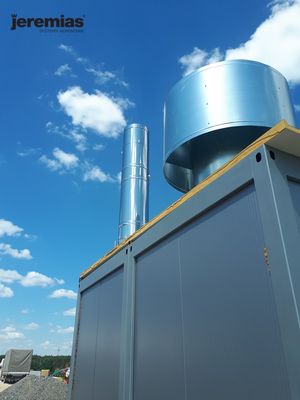 komin Jeremias montowany w kontenerze