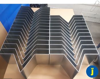 Proces gięcia na przykładzie odbojników paletowych